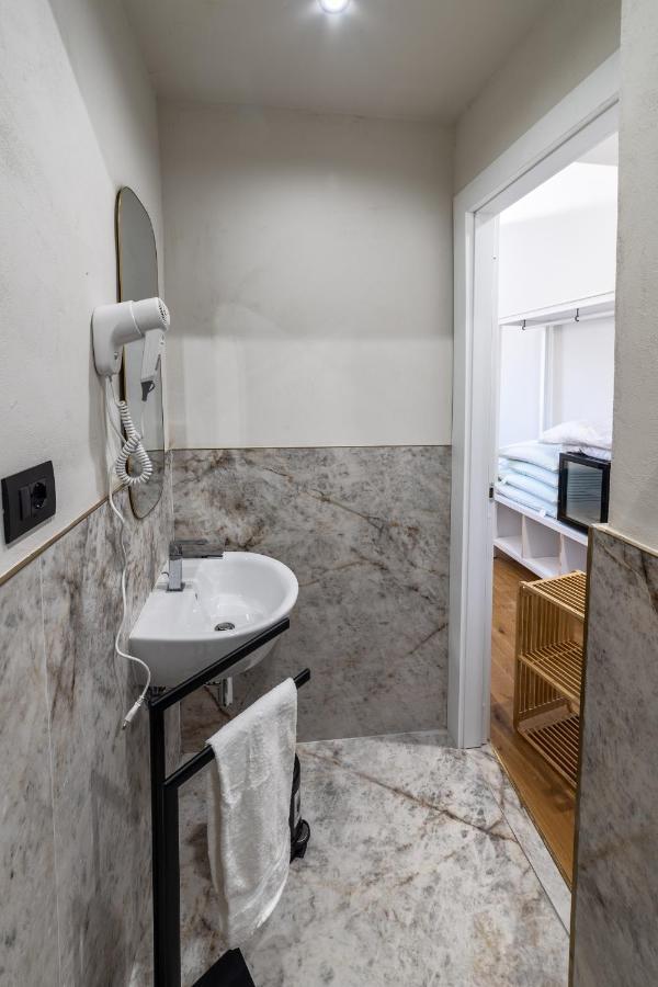 Leovinci Rooms Флоренция Екстериор снимка